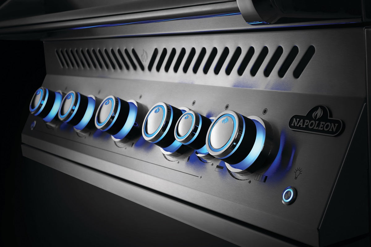 Napoleon 700 Series 44 with BBQ Cabinet
