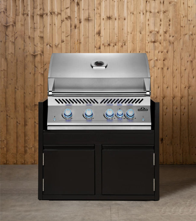 Napoleon 700 Series 32 with BBQ Cabinet