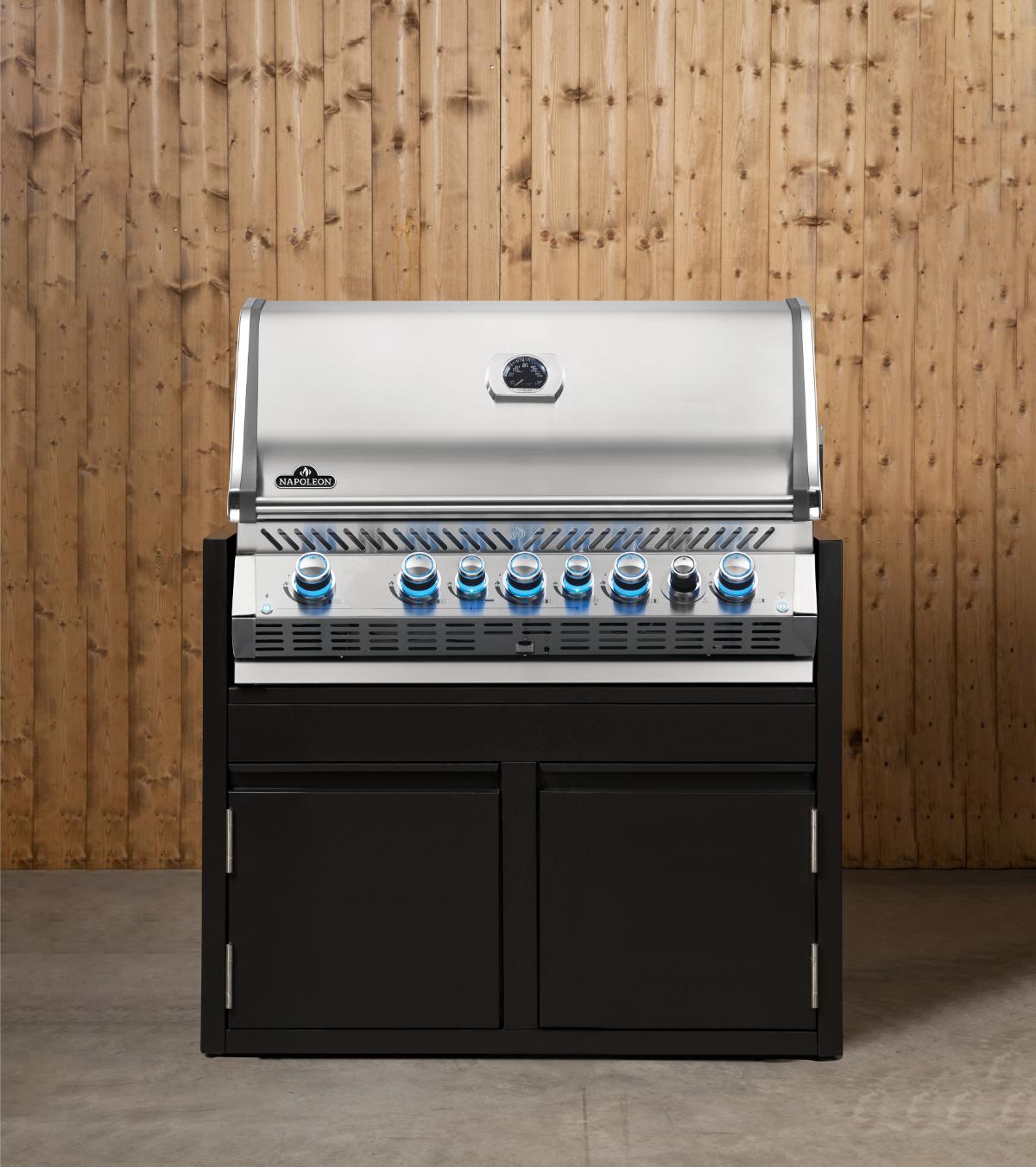 Napoleon Prestige Pro 665 Natural Gas with BBQ Cabinet